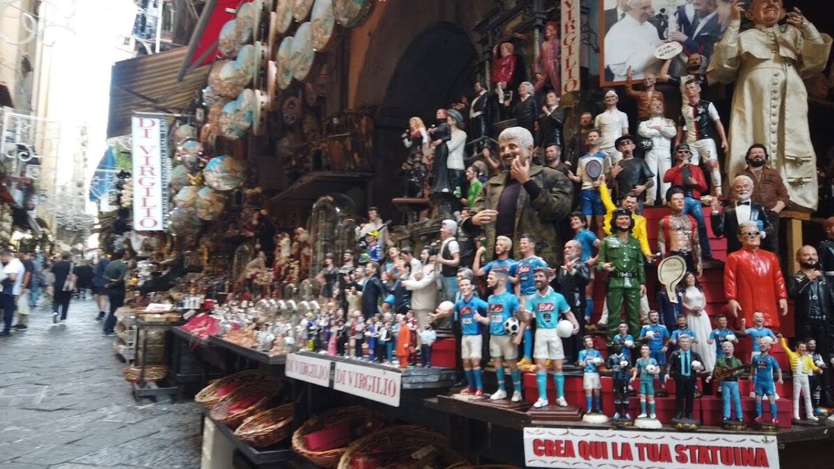 Cosa Visitare a Napoli in Crociera: San-Gregorio-Armeno